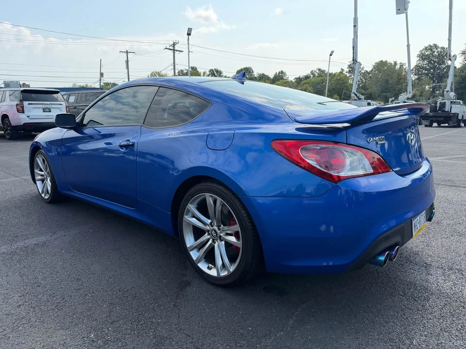 2010 Hyundai Genesis Coupe - Image 5 of 17