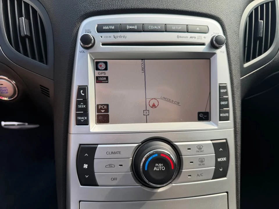 2010 Hyundai Genesis Coupe - Image 13 of 17