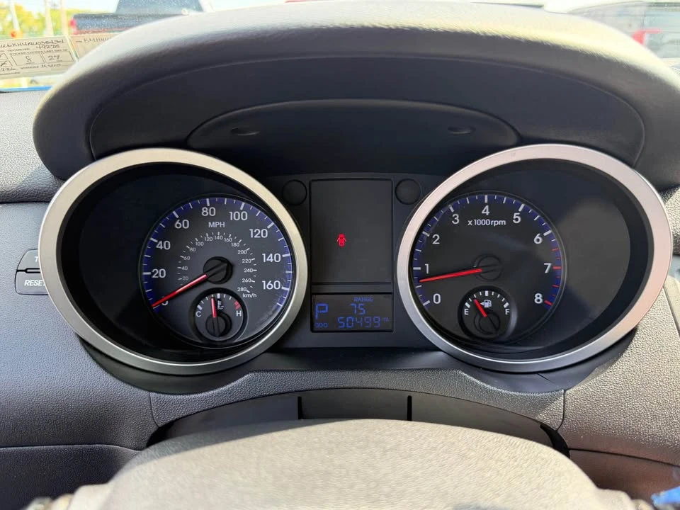 2010 Hyundai Genesis Coupe - Image 15 of 17