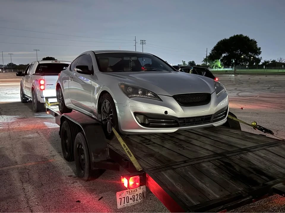 2010 Hyundai Genesis Coupe - Image 4 of 6