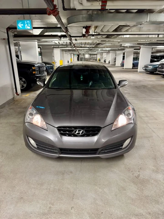 2010 Hyundai Genesis Coupe - Image 3 of 9