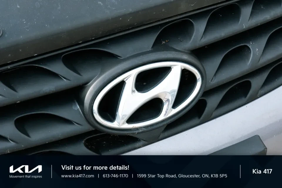 2010 Hyundai Genesis Coupe - Image 11 of 20