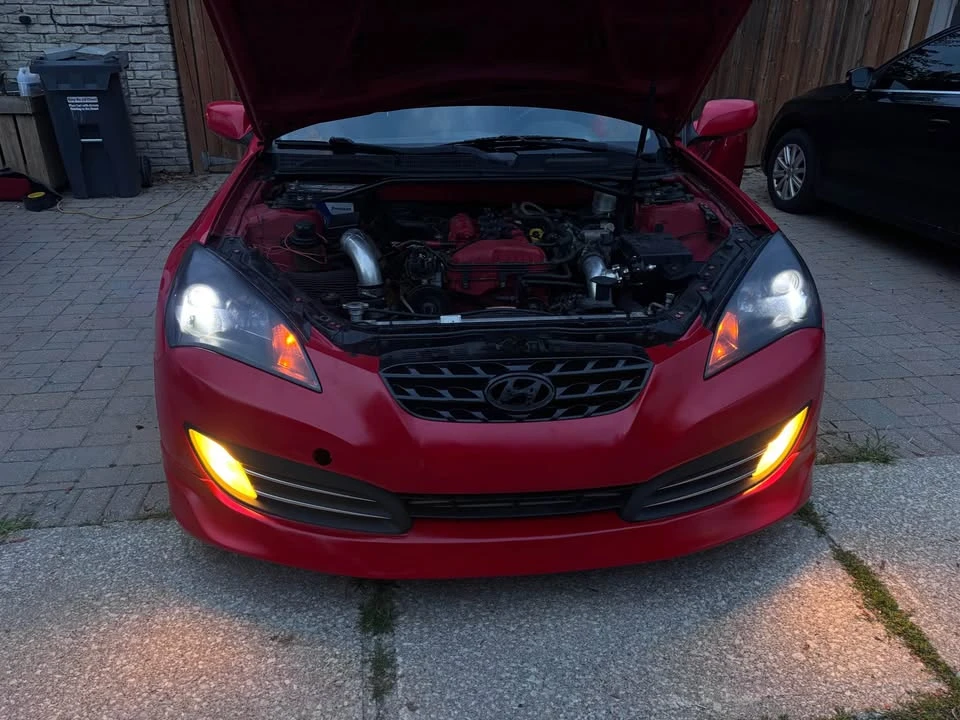 2010 Hyundai Genesis Coupe - Image 3 of 3