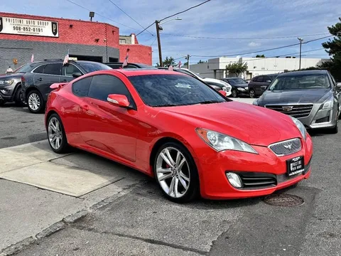 2010 Hyundai Genesis Coupe 3.8L Track