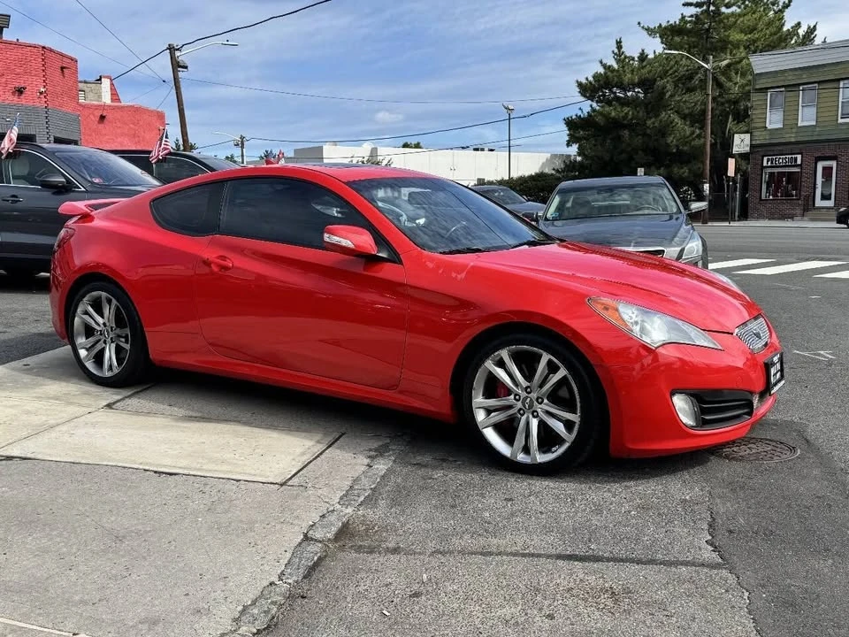 2010 Hyundai Genesis Coupe - Image 4 of 20