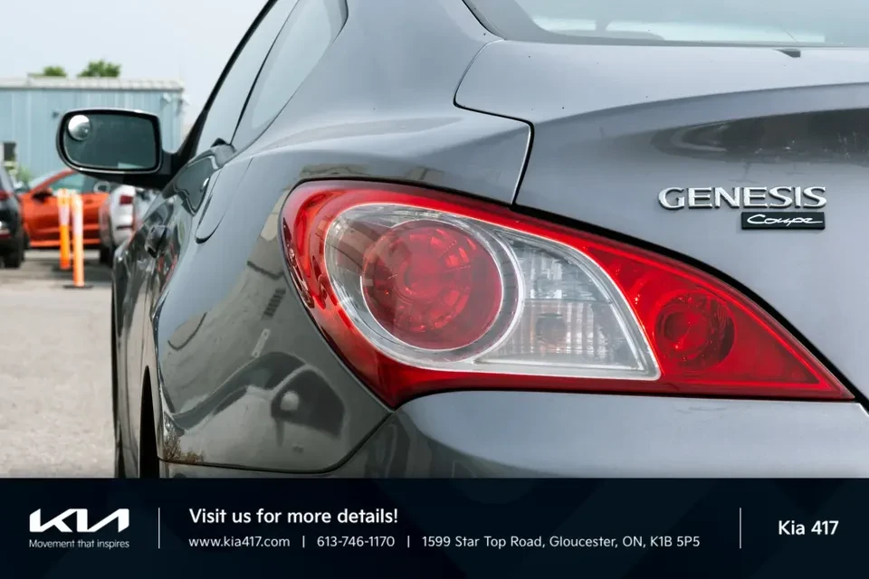 2010 Hyundai Genesis Coupe - Image 12 of 20