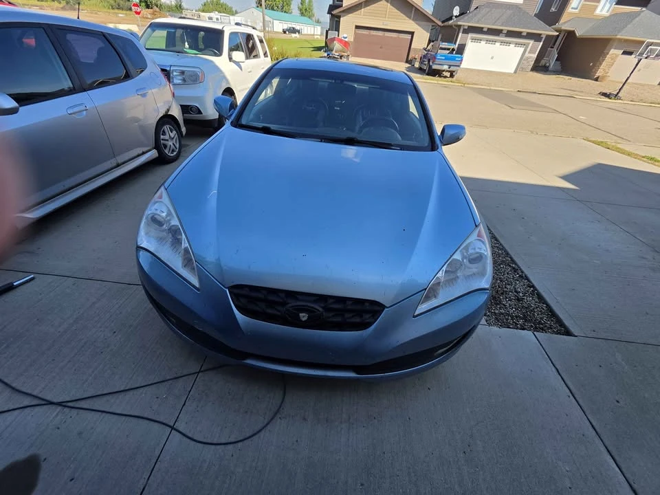 2010 Hyundai Genesis Coupe - Image 7 of 12