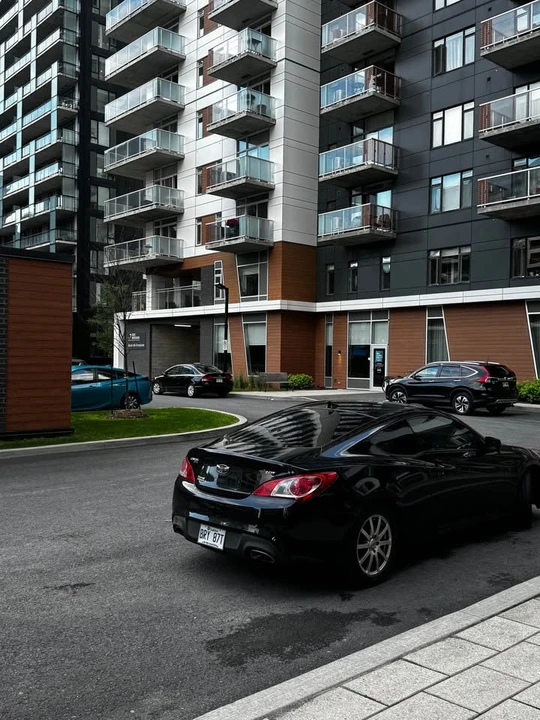2010 Hyundai Genesis Coupe - Image 4 of 7