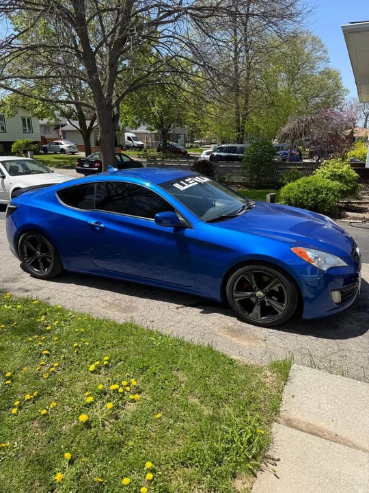 2010 Hyundai Genesis Coupe - Image 8 of 12