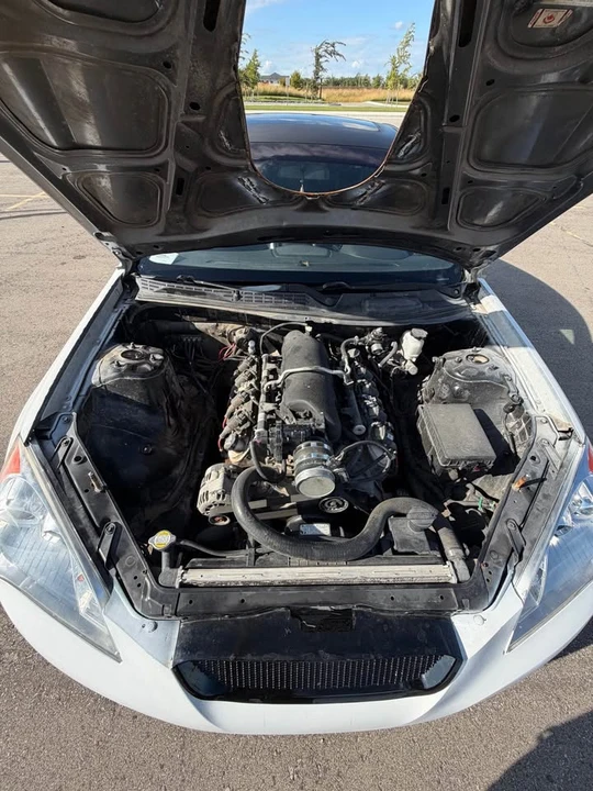 2010 Hyundai Genesis Coupe - Image 7 of 8