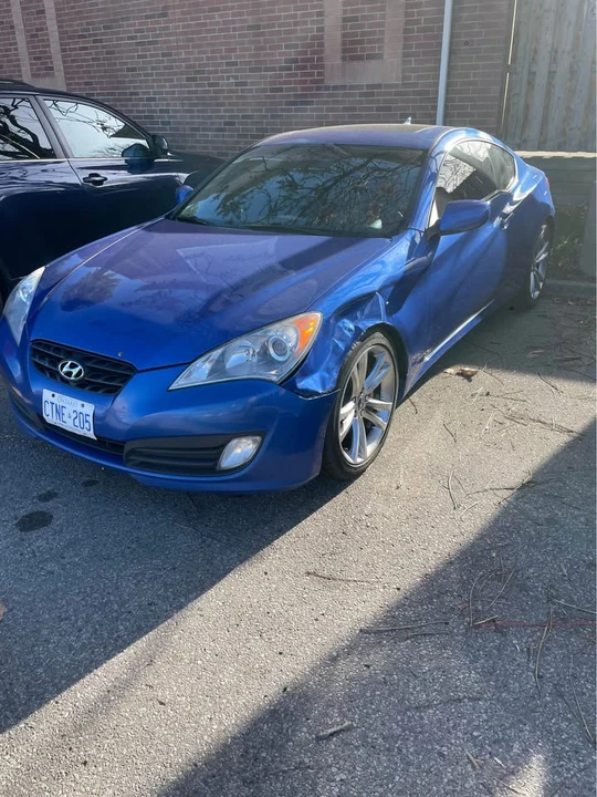 2010 Hyundai Genesis Coupe - Image 6 of 9