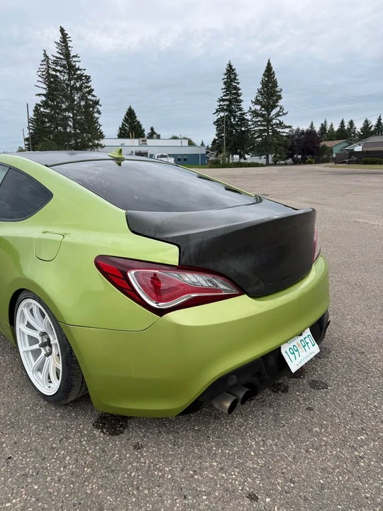2010 Hyundai Genesis Coupe - Image 8 of 13