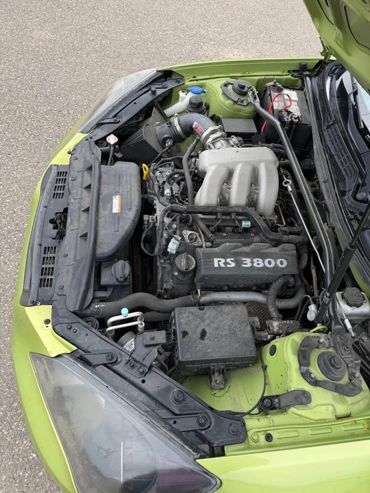 2010 Hyundai Genesis Coupe - Image 10 of 13