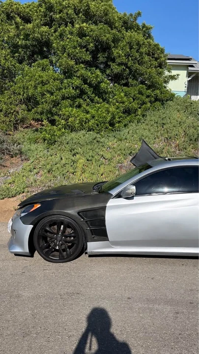 2010 Hyundai Genesis Coupe - Image 6 of 9