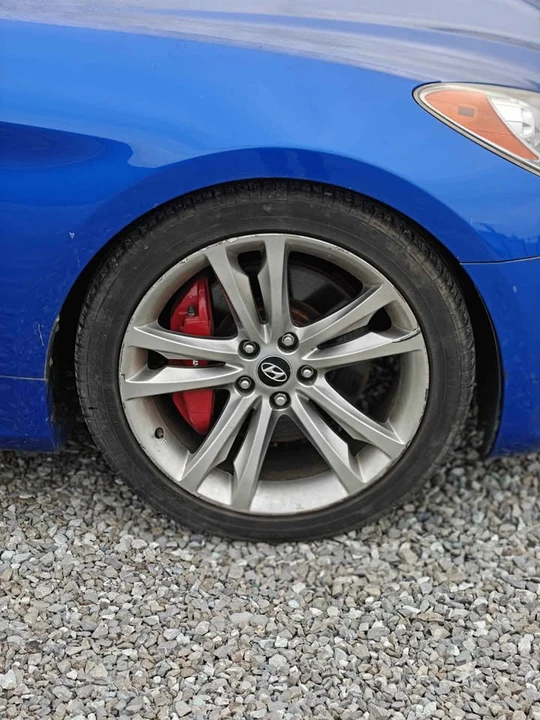 2010 Hyundai Genesis Coupe - Image 7 of 10