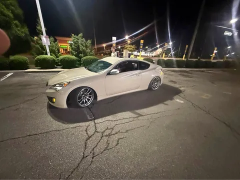2010 Hyundai Genesis Coupe R spec 2.0T