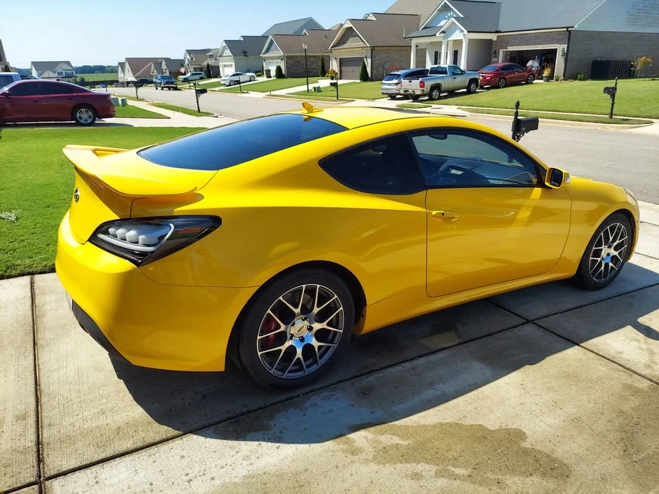 2010 Hyundai Genesis Coupe - Image 5 of 11