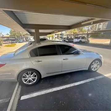 2010 Hyundai Genesis Sedan