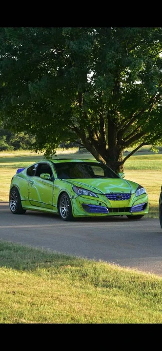 2010 Hyundai Genesis Coupe - Image 4 of 4