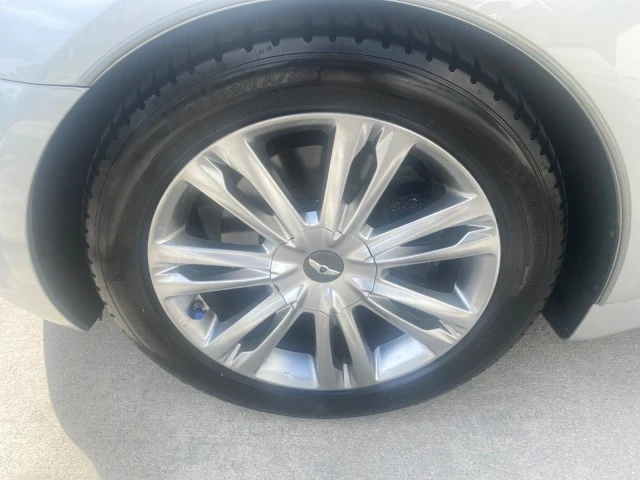 2010 Hyundai Genesis - Image 20 of 21
