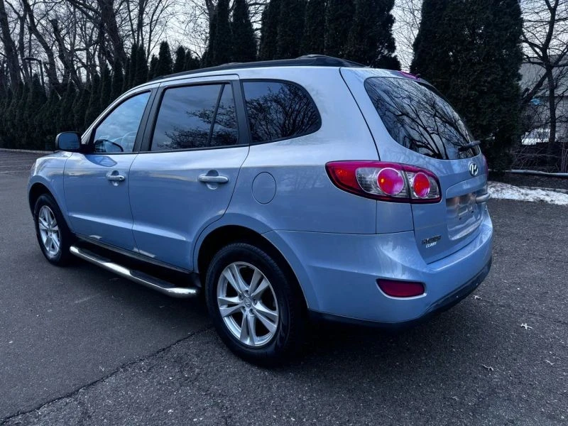2010 Hyundai Santa Fe - Image 5 of 12