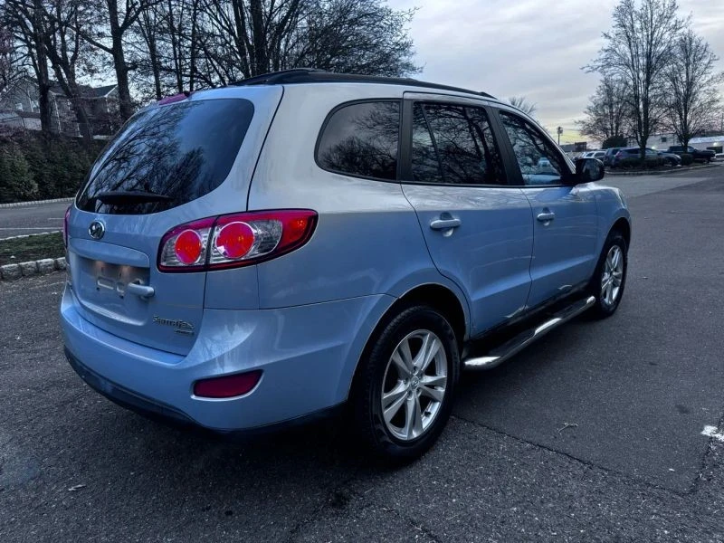 2010 Hyundai Santa Fe - Image 7 of 12