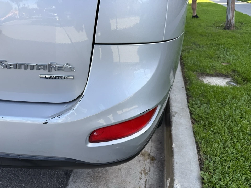 2010 Hyundai Santa Fe - Image 6 of 20