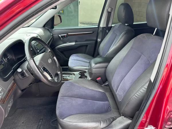 2010 Hyundai Santa Fe - Image 8 of 20