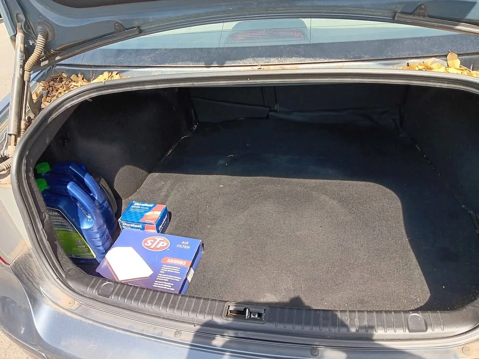 2010 Hyundai Sonata - Image 9 of 9
