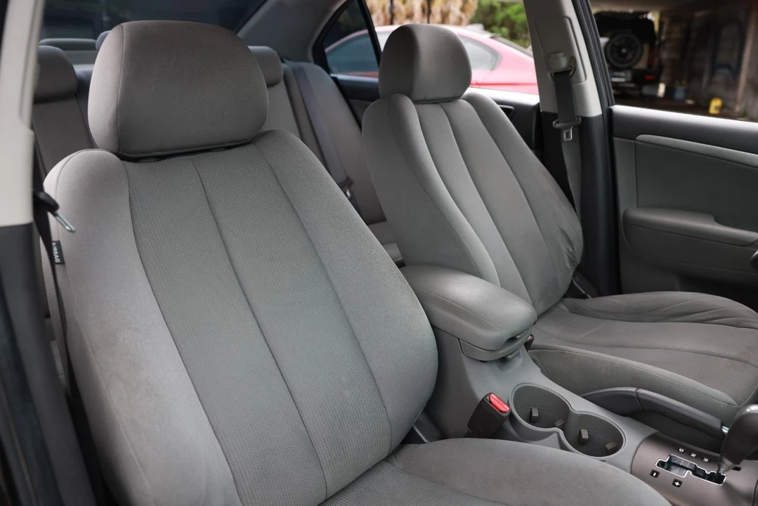 2010 Hyundai Sonata - Image 18 of 21