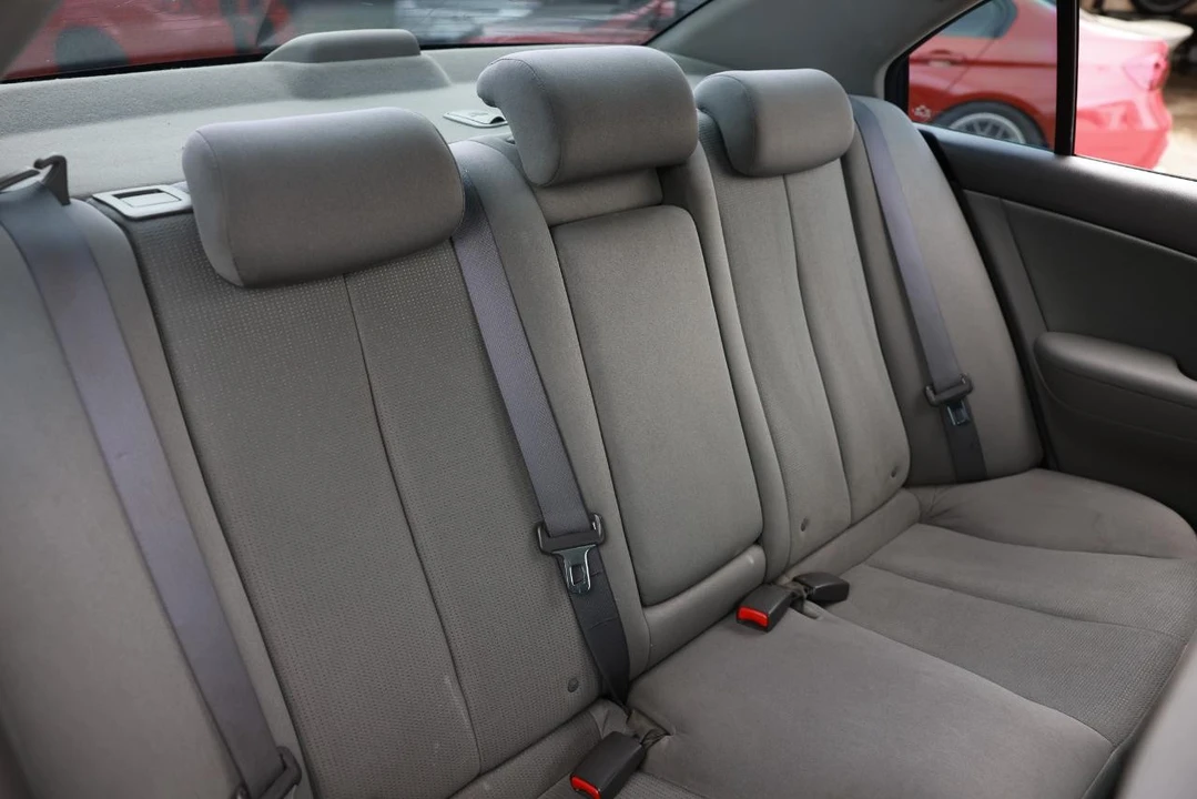 2010 Hyundai Sonata - Image 14 of 21