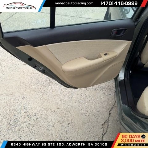 2010 Hyundai Sonata - Image 9 of 15