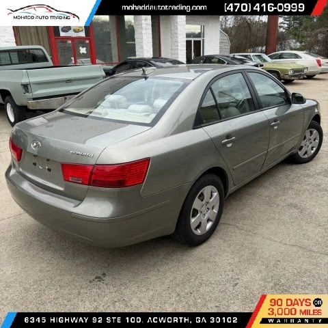 2010 Hyundai Sonata - Image 6 of 15