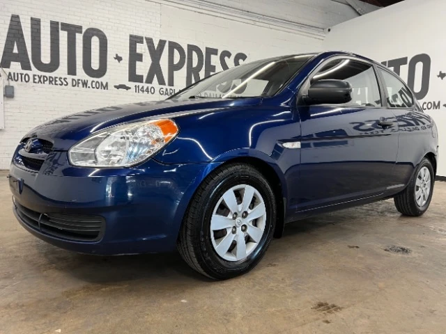 2010 Hyundai Accent - Image 2 of 5