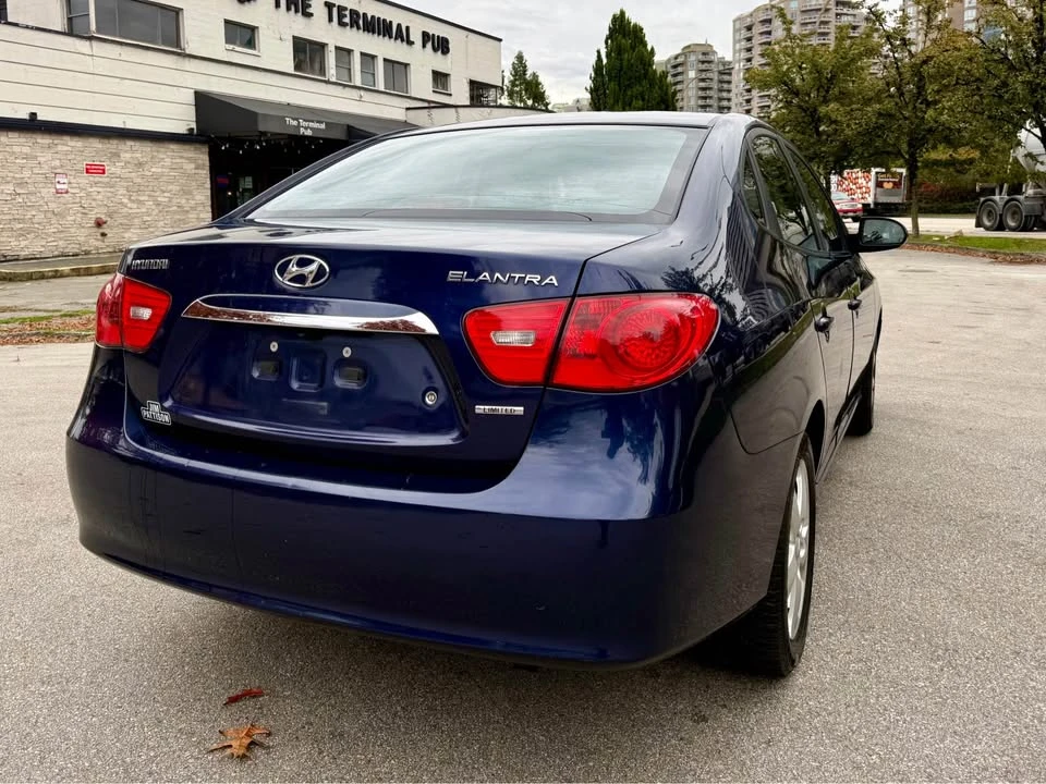 2010 Hyundai Elantra - Image 3 of 18