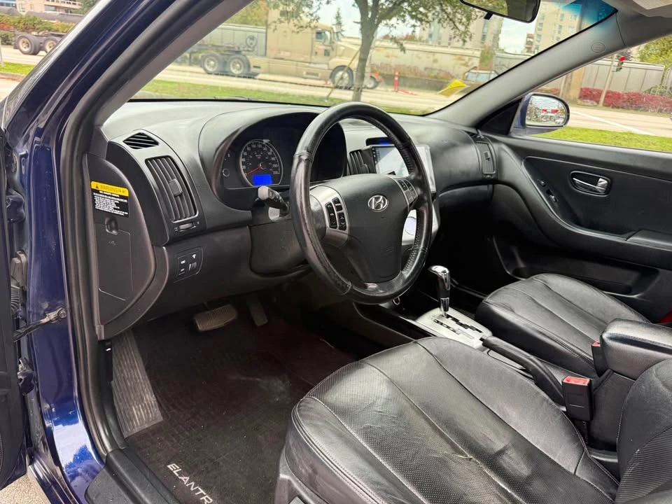 2010 Hyundai Elantra - Image 12 of 18
