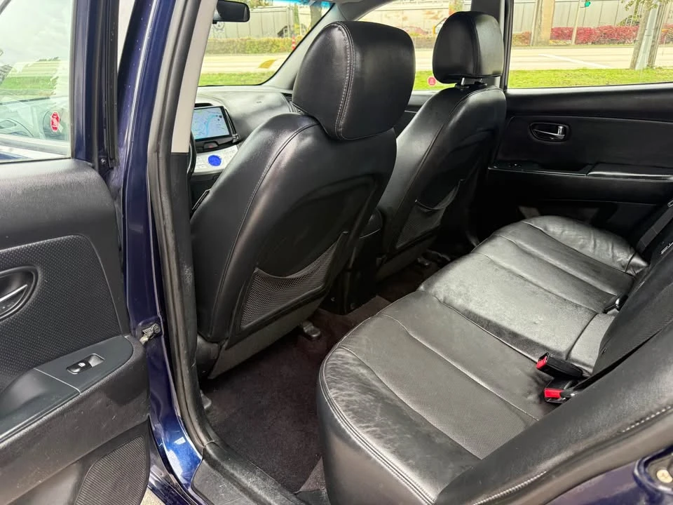 2010 Hyundai Elantra - Image 13 of 18