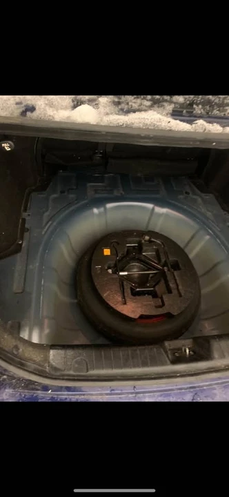 2010 Hyundai Elantra - Image 12 of 12