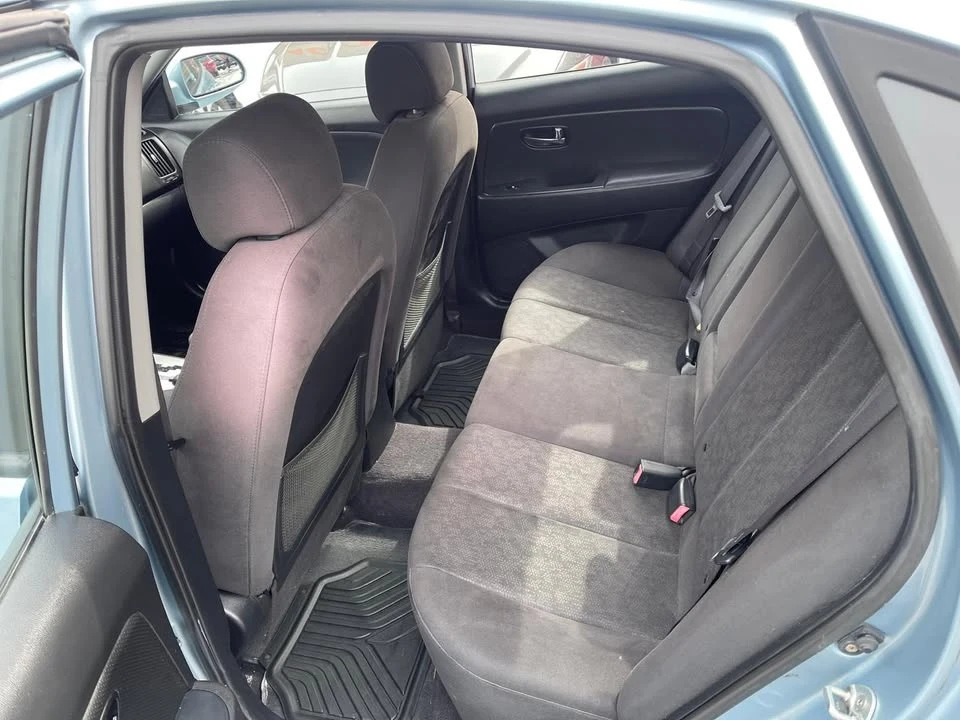 2010 Hyundai Elantra - Image 17 of 17