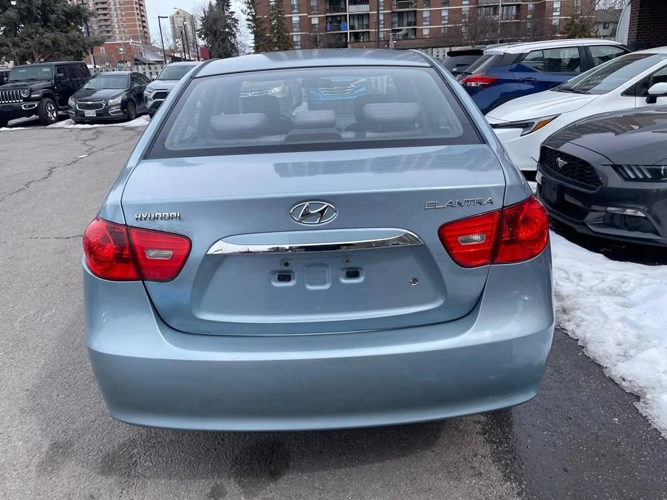 2010 Hyundai Elantra - Image 6 of 17