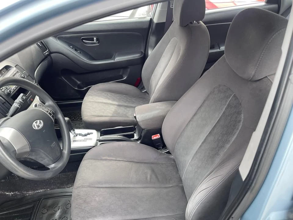 2010 Hyundai Elantra - Image 16 of 17