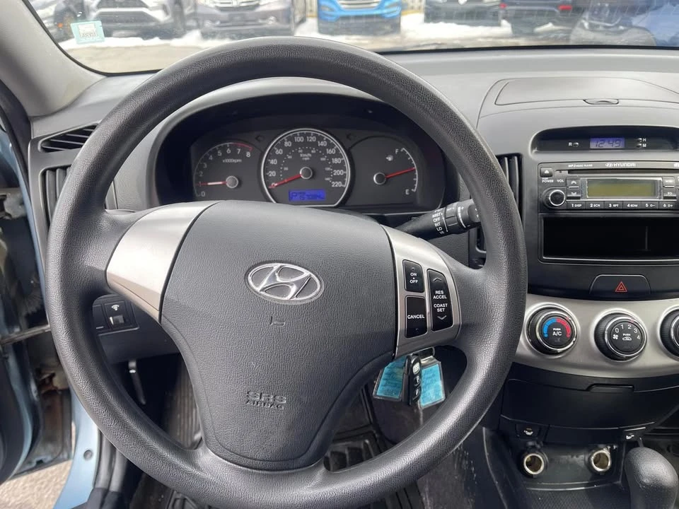 2010 Hyundai Elantra - Image 15 of 17