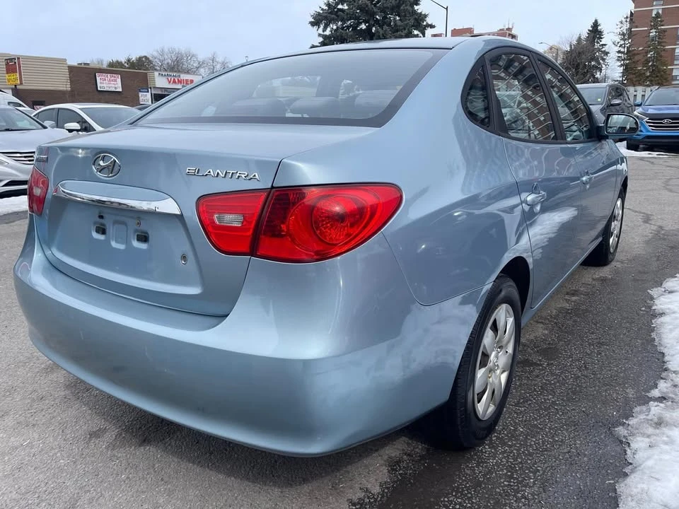 2010 Hyundai Elantra - Image 4 of 17