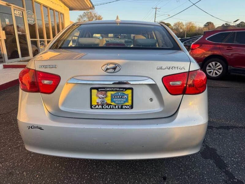2010 Hyundai Elantra - Image 6 of 20