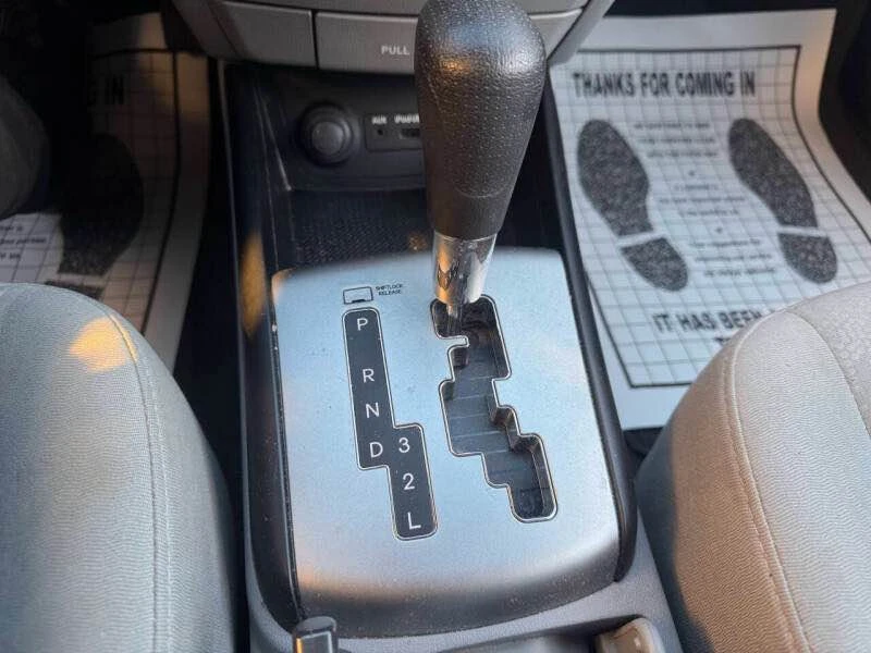 2010 Hyundai Elantra - Image 19 of 20
