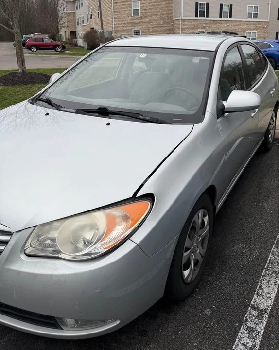 2010 Hyundai Elantra - Image 4 of 14