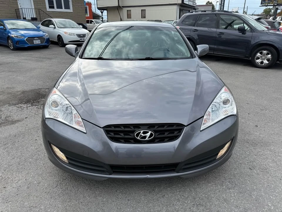2010 Hyundai Genesis - Image 2 of 17