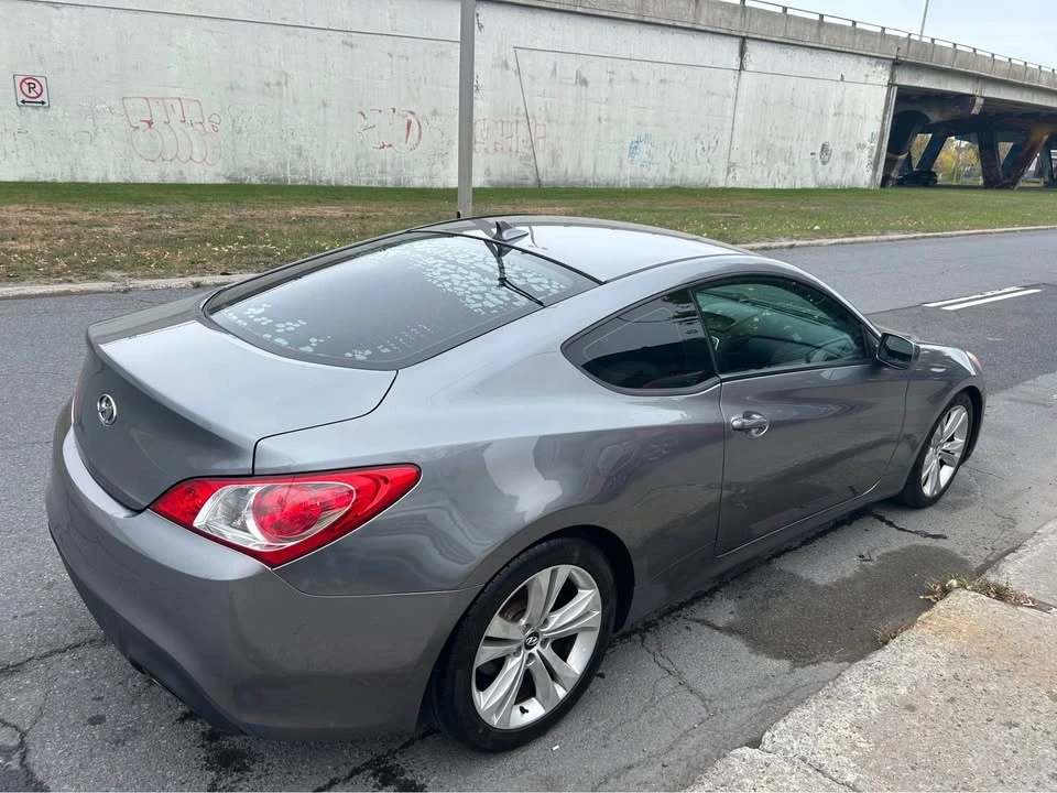 2010 Hyundai Genesis - Image 2 of 10