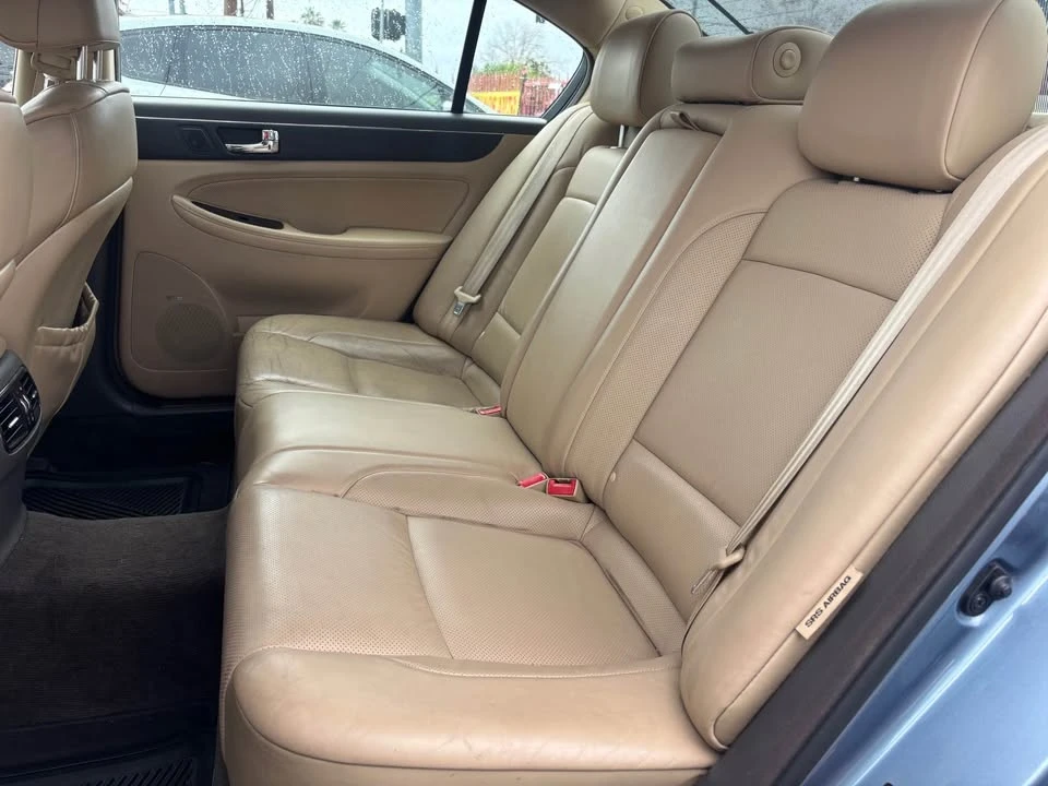 2010 Hyundai Genesis - Image 11 of 11