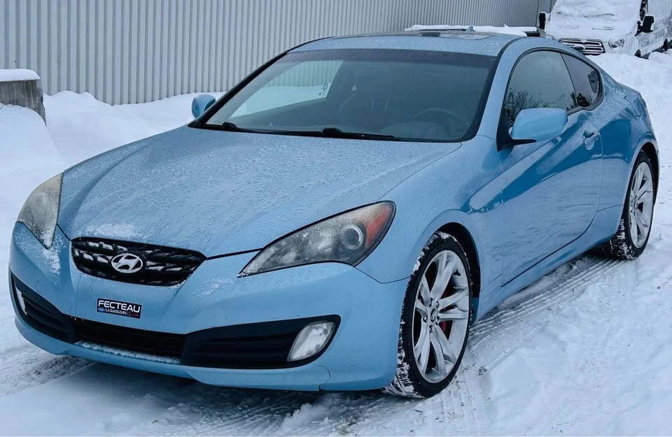 2010 Hyundai Genesis - Image 5 of 8